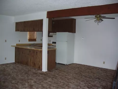 3263 Lana Ct, Redding, CA 96003 photo 3