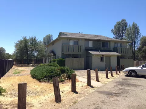 3263 Lana Ct, Redding, CA 96003 photo 4