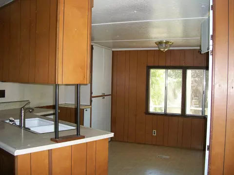 17820 Peterson Ln, Redding, CA 96003 photo 6