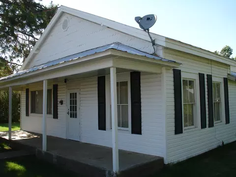 44240 Walnut St, Mcarthur, CA 96056 photo 2