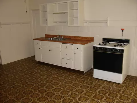 44240 Walnut St, Mcarthur, CA 96056 photo 9