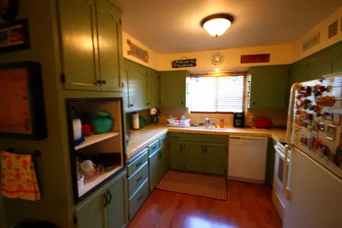 220 Oleander Cir, Redding, CA 96001 photo 7