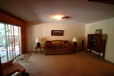 220 Oleander Cir, Redding, CA 96001 photo 11
