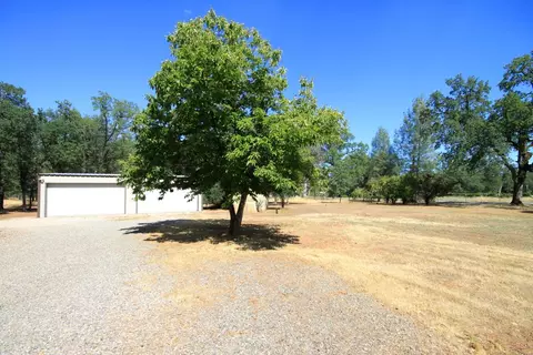 11845 Intermountain Rd, Redding, CA 96003 photo 5