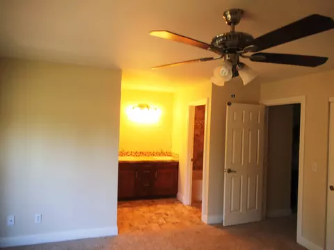3427 Capricorn Way, Redding, CA 96002 photo 9