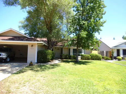 3427 Capricorn Way, Redding, CA 96002 photo 2