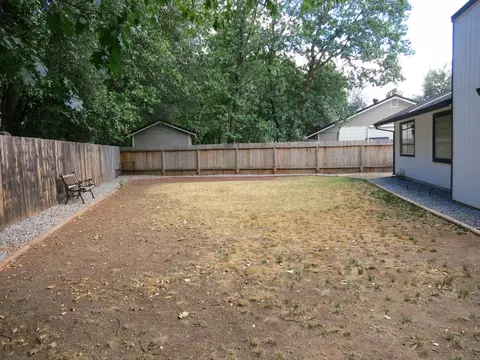 3437 Oak Hvn, Redding, CA 96002 photo 23