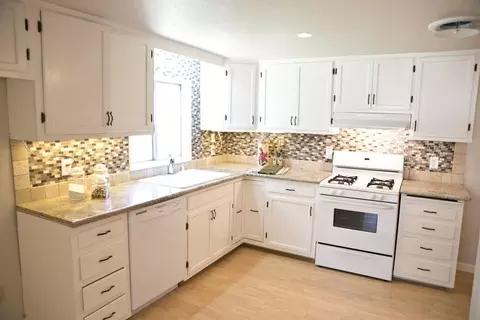 3113 Quartz Hill Rd, Redding, CA 96003 photo 7
