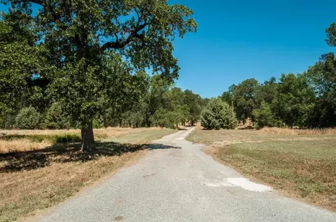 10939 Oak Run Rd, Oak Run, CA 96069 photo 30