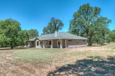 10939 Oak Run Rd, Oak Run, CA 96069 photo 4