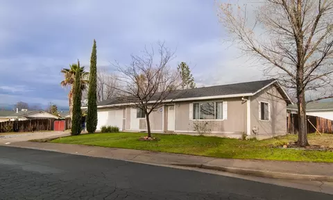 1380 Bobwhite Way, Redding, CA 96003 photo 1
