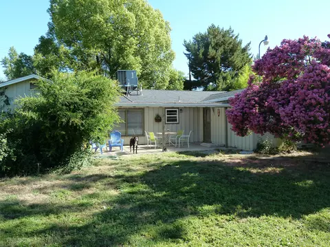1055 Hawthorne, Redding, CA 96002 photo 32