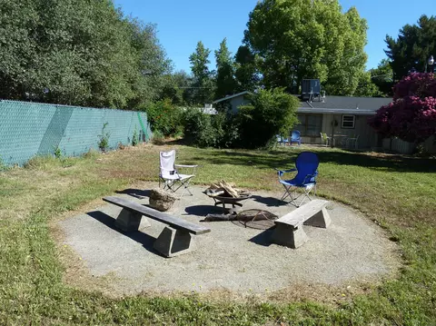 1055 Hawthorne, Redding, CA 96002 photo 25
