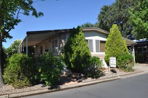 3011 Joyce Dr, Anderson, CA 96007 photo 2