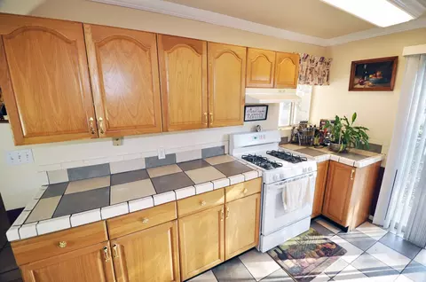 5886 Live Oak, Redding, CA 96001 photo 2