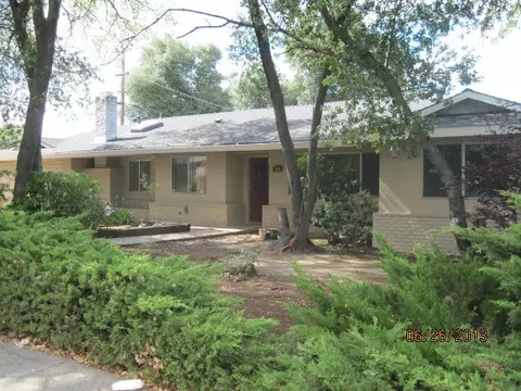 840 Shirley Ln, Redding, CA 96002 photo 1