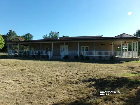 20695 Old Alturas Rd, Redding, CA 96003 photo 2