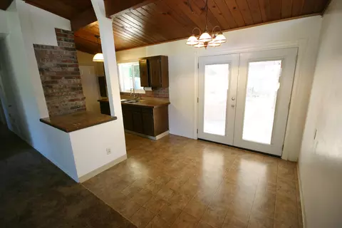 2233 London Ave, Redding, CA 96001 photo 4