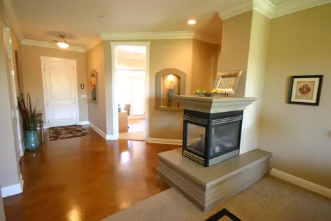 911 Coggins St, Redding, CA 96003 photo 12