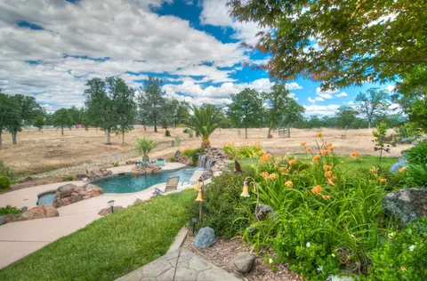 9595 Winegar Rd, Redding, CA 96003 photo 25