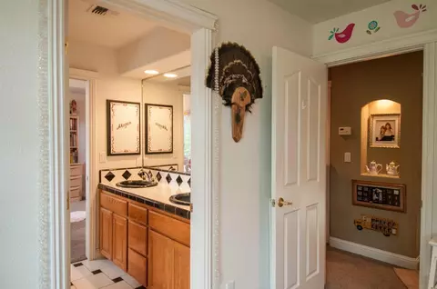 9595 Winegar Rd, Redding, CA 96003 photo 23