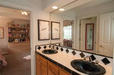 9595 Winegar Rd, Redding, CA 96003 photo 24