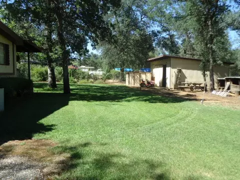 18616 Ogden, Redding, CA 96003 photo 4