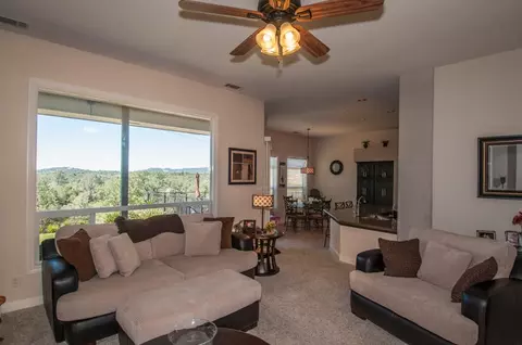 3492 Showboat Ct, Redding, CA 96003 photo 6