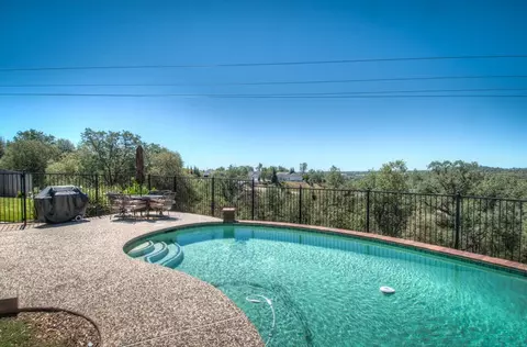 3492 Showboat Ct, Redding, CA 96003 photo 30