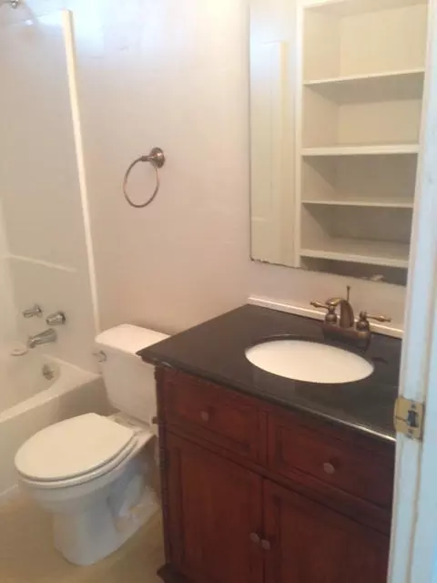2464 2466 Ramona, Redding, CA 96002 photo 3