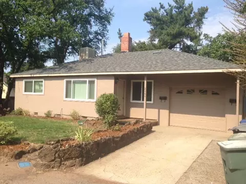 2464 2466 Ramona, Redding, CA 96002 photo 6