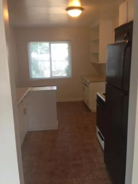2464 2466 Ramona, Redding, CA 96002 photo 8
