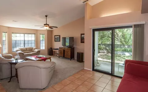 1129 Guinevere Ct, Redding, CA 96003 photo 6