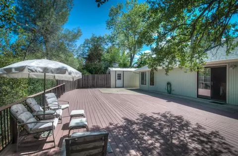 1129 Guinevere Ct, Redding, CA 96003 photo 26