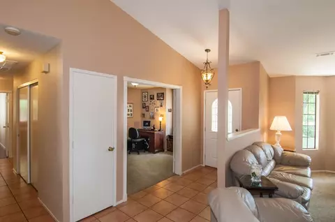 1129 Guinevere Ct, Redding, CA 96003 photo 7