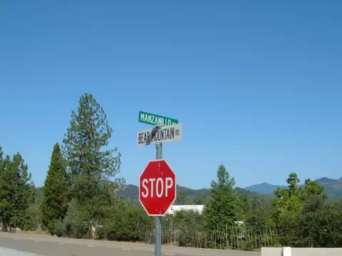 13530 Manzanillo Way, Redding, CA 96003 photo 9