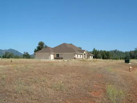 13530 Manzanillo Way, Redding, CA 96003 photo 5