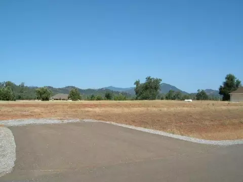 13530 Manzanillo Way, Redding, CA 96003 photo 4