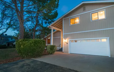 16169 Plateau Cir, Redding, CA 96001 photo 2