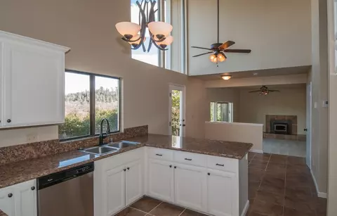 16169 Plateau Cir, Redding, CA 96001 photo 13