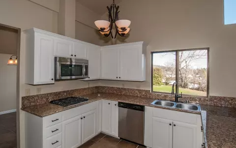 16169 Plateau Cir, Redding, CA 96001 photo 16