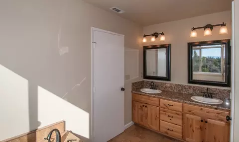 16169 Plateau Cir, Redding, CA 96001 photo 32