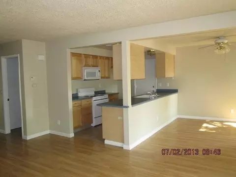 3880 Pluto St, Redding, CA 96002 photo 2