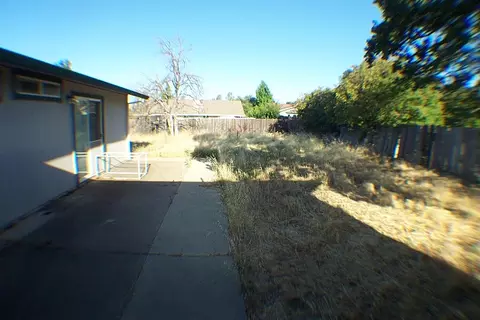 180 Danbury Dr, Redding, CA 96003 photo 23