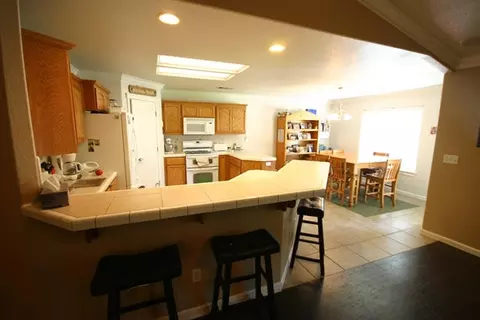 2681 Rhinestone Way, Redding, CA 96001 photo 3