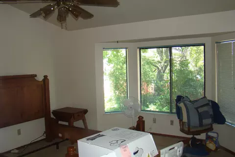 318 Springer Dr, Redding, CA 96003 photo 5