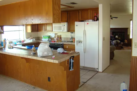 318 Springer Dr, Redding, CA 96003 photo 2