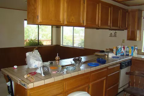 318 Springer Dr, Redding, CA 96003 photo 3