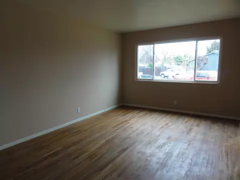 3801 Meteor St, Redding, CA 96002 photo 10