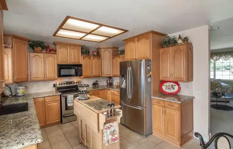 20347 Pickford, Redding, CA 96002 photo 5